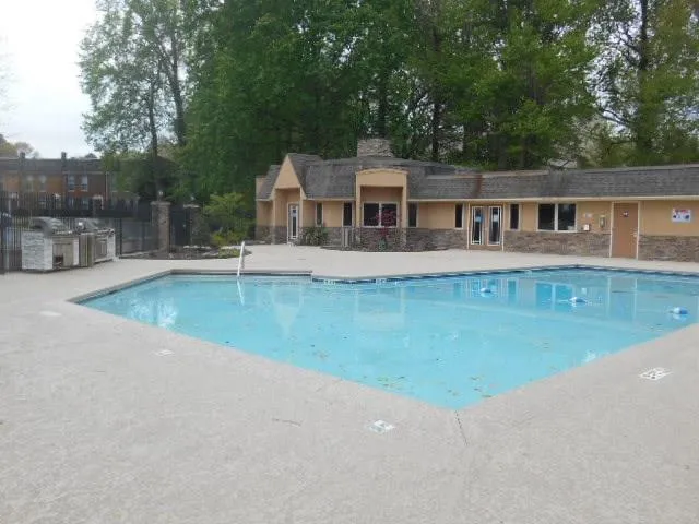 155 N River Drive Unit G, Atlanta, Georgia 30350, 2 Bedrooms Bedrooms, ,2 BathroomsBathrooms,Residential,Sold,155 N River Drive Unit G,5672989