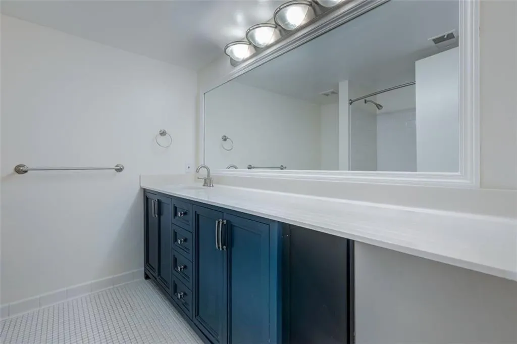 6851 Roswell Road Unit F8, Atlanta, Georgia 30328, 2 Bedrooms Bedrooms, ,2 BathroomsBathrooms,Residential,Sold,6851 Roswell Road Unit F8,6905878