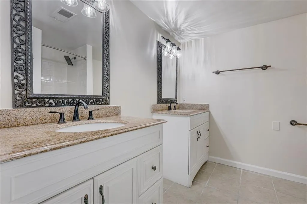 6851 Roswell Road Unit F8, Atlanta, Georgia 30328, 2 Bedrooms Bedrooms, ,2 BathroomsBathrooms,Residential,Sold,6851 Roswell Road Unit F8,6905878