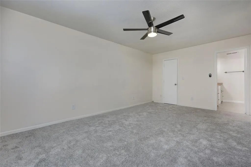 6851 Roswell Road Unit F8, Atlanta, Georgia 30328, 2 Bedrooms Bedrooms, ,2 BathroomsBathrooms,Residential,Sold,6851 Roswell Road Unit F8,6905878