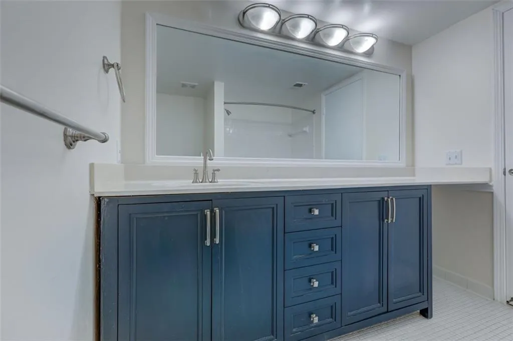 6851 Roswell Road Unit F8, Atlanta, Georgia 30328, 2 Bedrooms Bedrooms, ,2 BathroomsBathrooms,Residential,Sold,6851 Roswell Road Unit F8,6905878