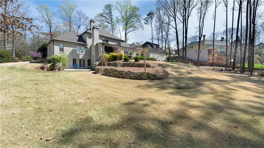 4530 Peachtree Dunwoody Road NE, Atlanta, Georgia 30342, 4 Bedrooms Bedrooms, ,4 BathroomsBathrooms,Residential,For Sale,4530 Peachtree Dunwoody Road NE,7357212