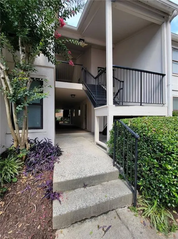 1604 Huntingdon Chase, Sandy Springs, Georgia 30350, 1 Bedroom Bedrooms, ,1 BathroomBathrooms,Residential,Sold,1604 Huntingdon Chase,6908488