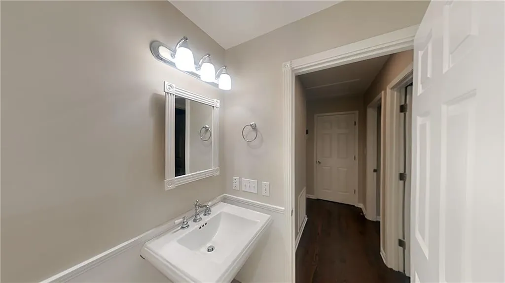 524 The North Chace, Sandy Springs, Georgia 30328, 3 Bedrooms Bedrooms, ,2 BathroomsBathrooms,Residential,Sold,524 The North Chace,6951817 524 The North Chace, Sandy Springs, Georgia 30328, 3 Bedrooms Bedrooms, ,2 BathroomsBathrooms,Residential,Sold,524 The North Chace,6951817