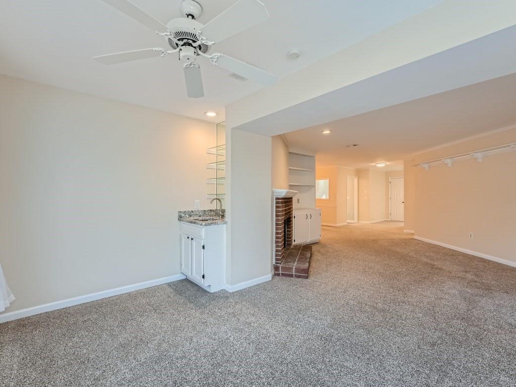 307 Hollyfax Circle, Atlanta, Georgia 30328, 2 Bedrooms Bedrooms, ,2 BathroomsBathrooms,Residential,Sold,307 Hollyfax Circle,7331825