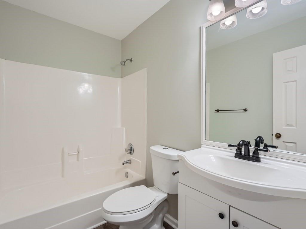 307 Hollyfax Circle, Atlanta, Georgia 30328, 2 Bedrooms Bedrooms, ,2 BathroomsBathrooms,Residential,Sold,307 Hollyfax Circle,7331825