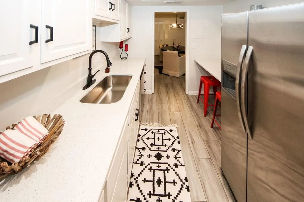 6851 Roswell Road Unit H-22, Atlanta, Georgia 30328, 3 Bedrooms Bedrooms, ,2 BathroomsBathrooms,Residential,Sold,6851 Roswell Road Unit H-22,6695508