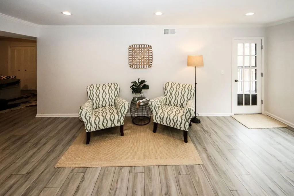 6851 Roswell Road Unit H-22, Atlanta, Georgia 30328, 3 Bedrooms Bedrooms, ,2 BathroomsBathrooms,Residential,Sold,6851 Roswell Road Unit H-22,6695508