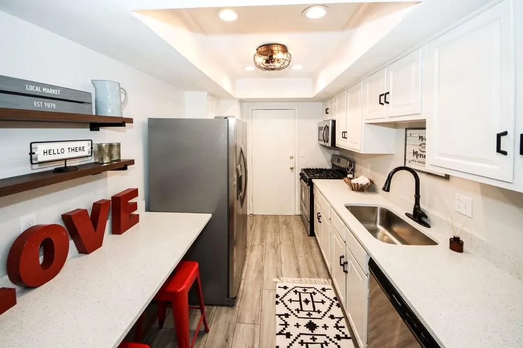 6851 Roswell Road Unit H-22, Atlanta, Georgia 30328, 3 Bedrooms Bedrooms, ,2 BathroomsBathrooms,Residential,Sold,6851 Roswell Road Unit H-22,6695508