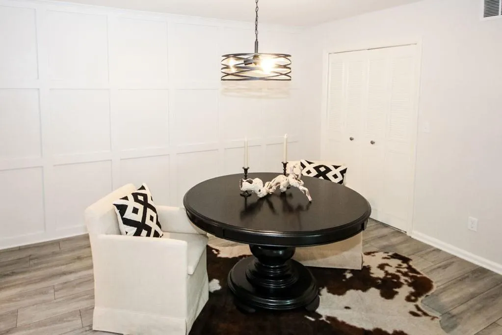 6851 Roswell Road Unit H-22, Atlanta, Georgia 30328, 3 Bedrooms Bedrooms, ,2 BathroomsBathrooms,Residential,Sold,6851 Roswell Road Unit H-22,6695508