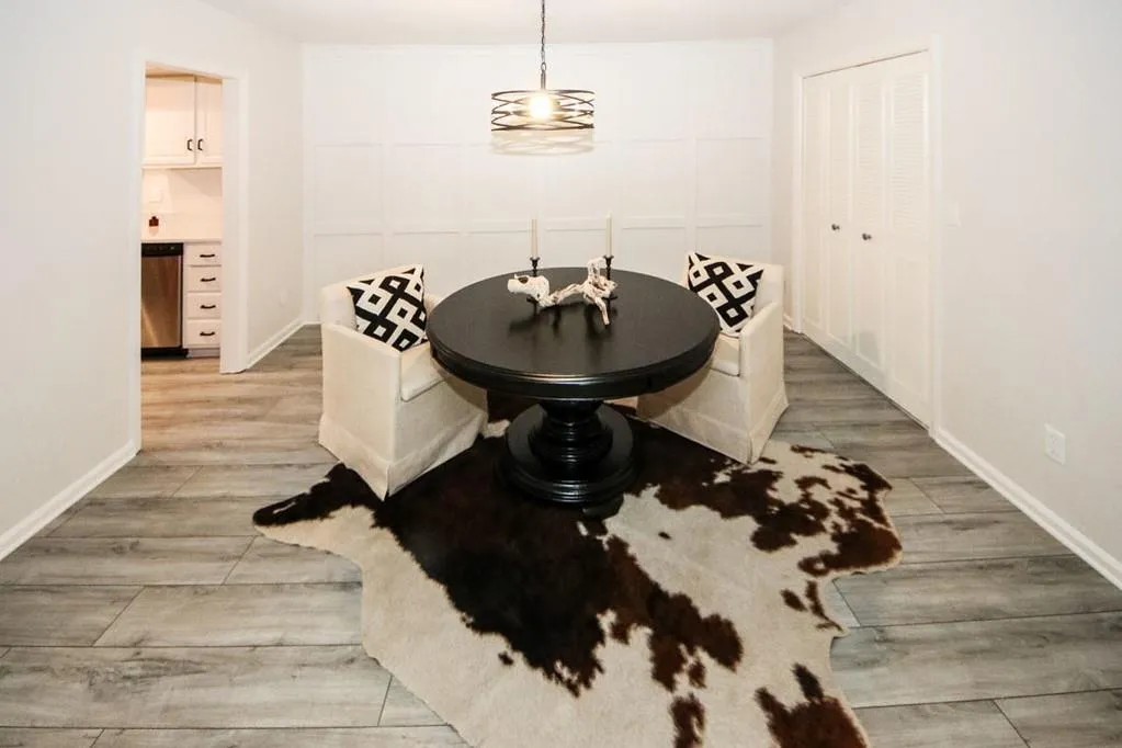 6851 Roswell Road Unit H-22, Atlanta, Georgia 30328, 3 Bedrooms Bedrooms, ,2 BathroomsBathrooms,Residential,Sold,6851 Roswell Road Unit H-22,6695508