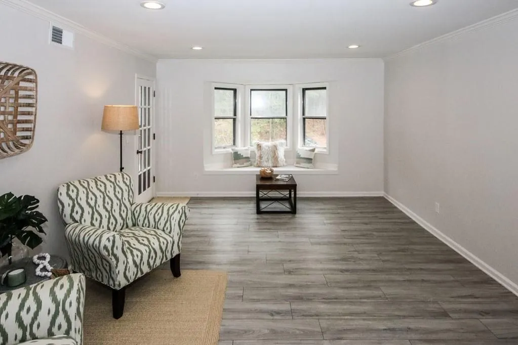 6851 Roswell Road Unit H-22, Atlanta, Georgia 30328, 3 Bedrooms Bedrooms, ,2 BathroomsBathrooms,Residential,Sold,6851 Roswell Road Unit H-22,6695508