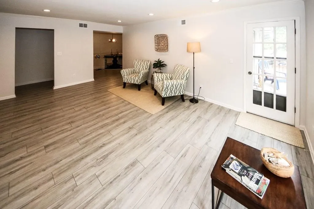6851 Roswell Road Unit H-22, Atlanta, Georgia 30328, 3 Bedrooms Bedrooms, ,2 BathroomsBathrooms,Residential,Sold,6851 Roswell Road Unit H-22,6695508