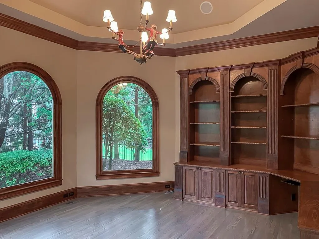 8111 Nesbit Ferry Road, Sandy Springs, Georgia 30350, 6 Bedrooms Bedrooms, ,5 BathroomsBathrooms,Residential,Sold,8111 Nesbit Ferry Road,6908249