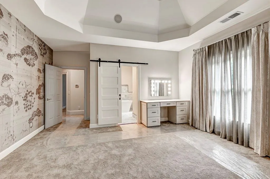 8111 Nesbit Ferry Road, Sandy Springs, Georgia 30350, 6 Bedrooms Bedrooms, ,5 BathroomsBathrooms,Residential,Sold,8111 Nesbit Ferry Road,6908249