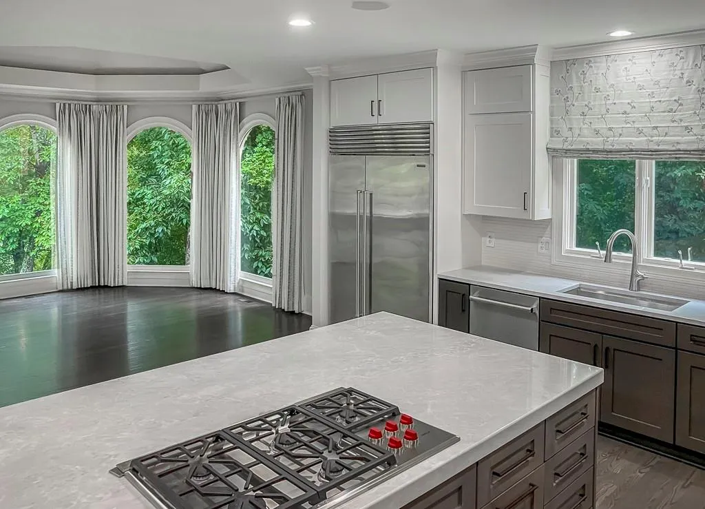 8111 Nesbit Ferry Road, Sandy Springs, Georgia 30350, 6 Bedrooms Bedrooms, ,5 BathroomsBathrooms,Residential,Sold,8111 Nesbit Ferry Road,6908249