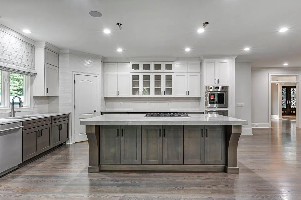 8111 Nesbit Ferry Road, Sandy Springs, Georgia 30350, 6 Bedrooms Bedrooms, ,5 BathroomsBathrooms,Residential,Sold,8111 Nesbit Ferry Road,6908249