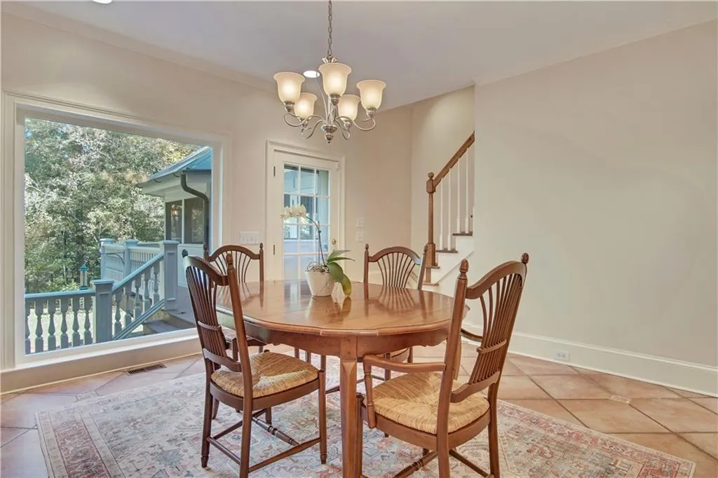 35 Sherington Place, Sandy Springs, Georgia 30350, 5 Bedrooms Bedrooms, ,5 BathroomsBathrooms,Residential,Sold,35 Sherington Place,6802803