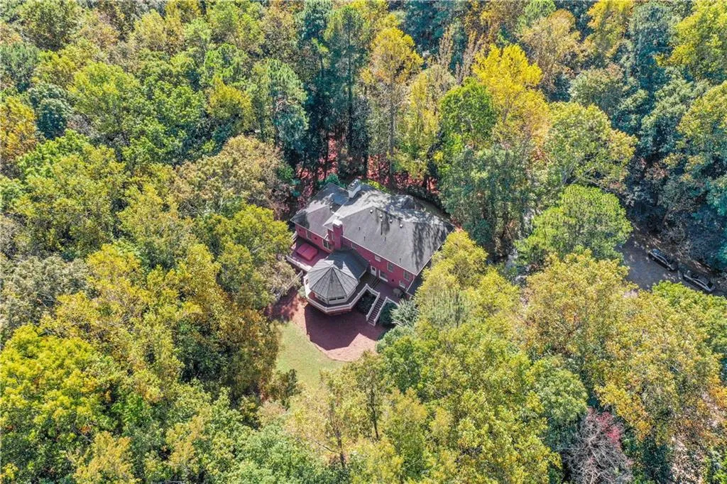 35 Sherington Place, Sandy Springs, Georgia 30350, 5 Bedrooms Bedrooms, ,5 BathroomsBathrooms,Residential,Sold,35 Sherington Place,6802803