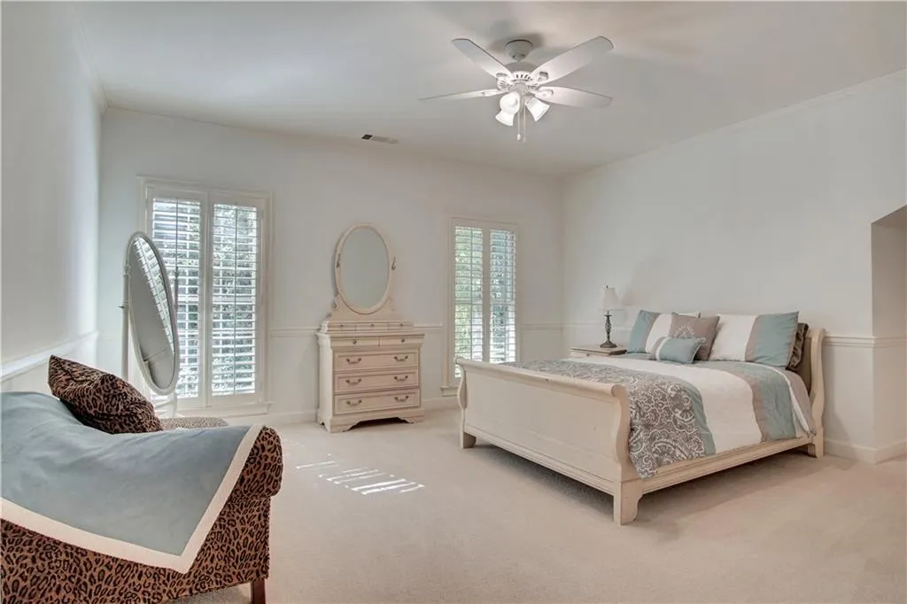 35 Sherington Place, Sandy Springs, Georgia 30350, 5 Bedrooms Bedrooms, ,5 BathroomsBathrooms,Residential,Sold,35 Sherington Place,6802803