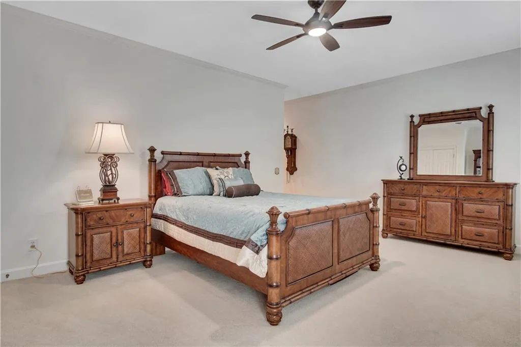 35 Sherington Place, Sandy Springs, Georgia 30350, 5 Bedrooms Bedrooms, ,5 BathroomsBathrooms,Residential,Sold,35 Sherington Place,6802803