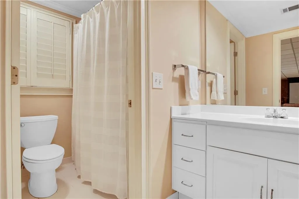 35 Sherington Place, Sandy Springs, Georgia 30350, 5 Bedrooms Bedrooms, ,5 BathroomsBathrooms,Residential,Sold,35 Sherington Place,6802803