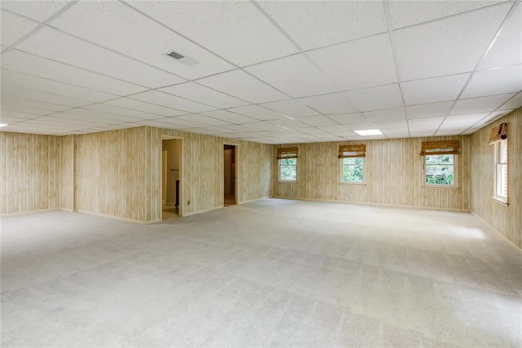 125 Classic Cove, Sandy Springs, Georgia 30350, 5 Bedrooms Bedrooms, ,4 BathroomsBathrooms,Residential,Sold,125 Classic Cove,6725022