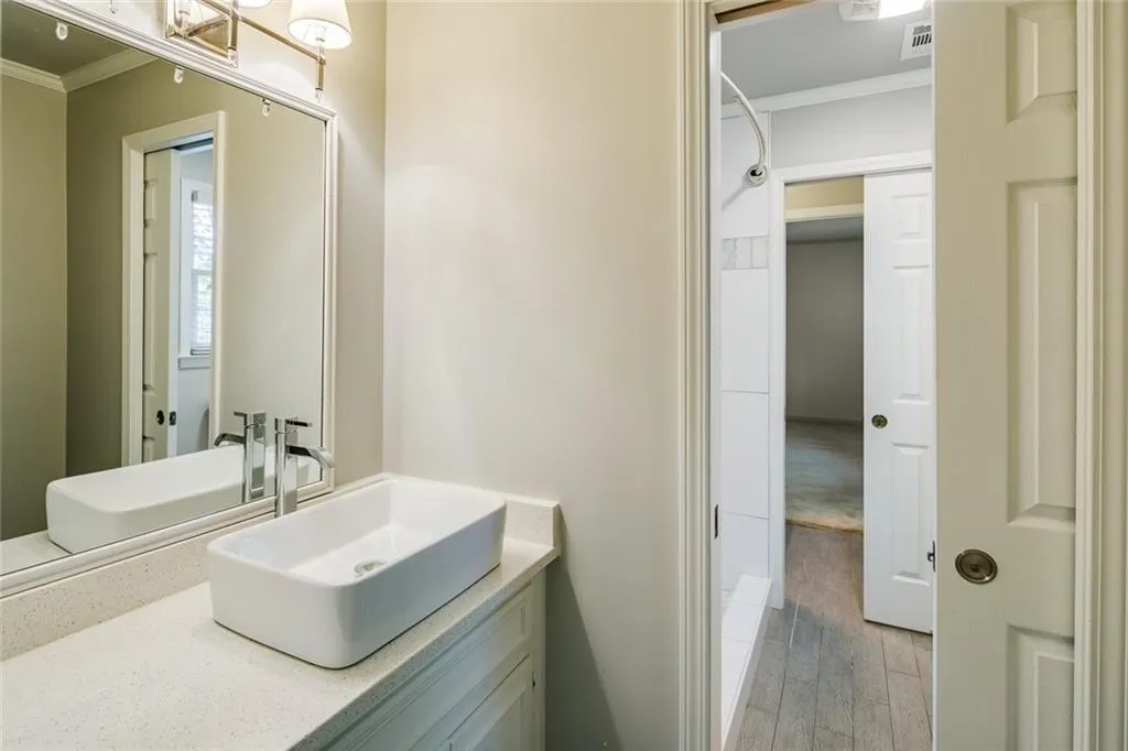 125 Classic Cove, Sandy Springs, Georgia 30350, 5 Bedrooms Bedrooms, ,4 BathroomsBathrooms,Residential,Sold,125 Classic Cove,6725022