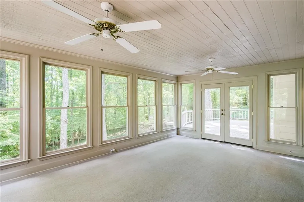 125 Classic Cove, Sandy Springs, Georgia 30350, 5 Bedrooms Bedrooms, ,4 BathroomsBathrooms,Residential,Sold,125 Classic Cove,6725022