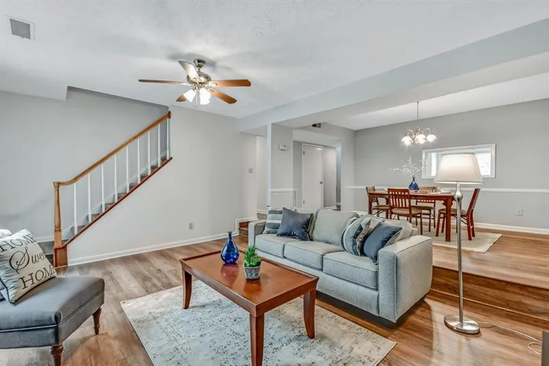 106 Goldrush Circle, Sandy Springs, Georgia 30328, 3 Bedrooms Bedrooms, ,3 BathroomsBathrooms,Residential,Sold,106 Goldrush Circle,6634340
