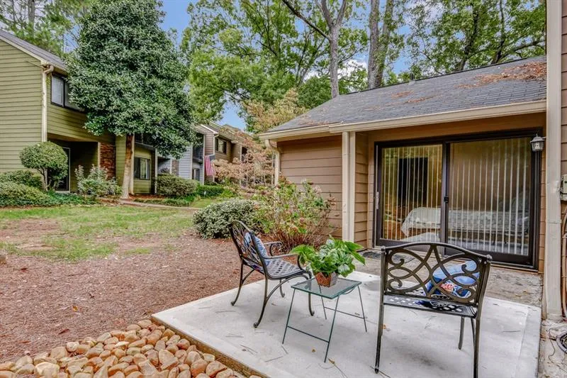 106 Goldrush Circle, Sandy Springs, Georgia 30328, 3 Bedrooms Bedrooms, ,3 BathroomsBathrooms,Residential,Sold,106 Goldrush Circle,6634340