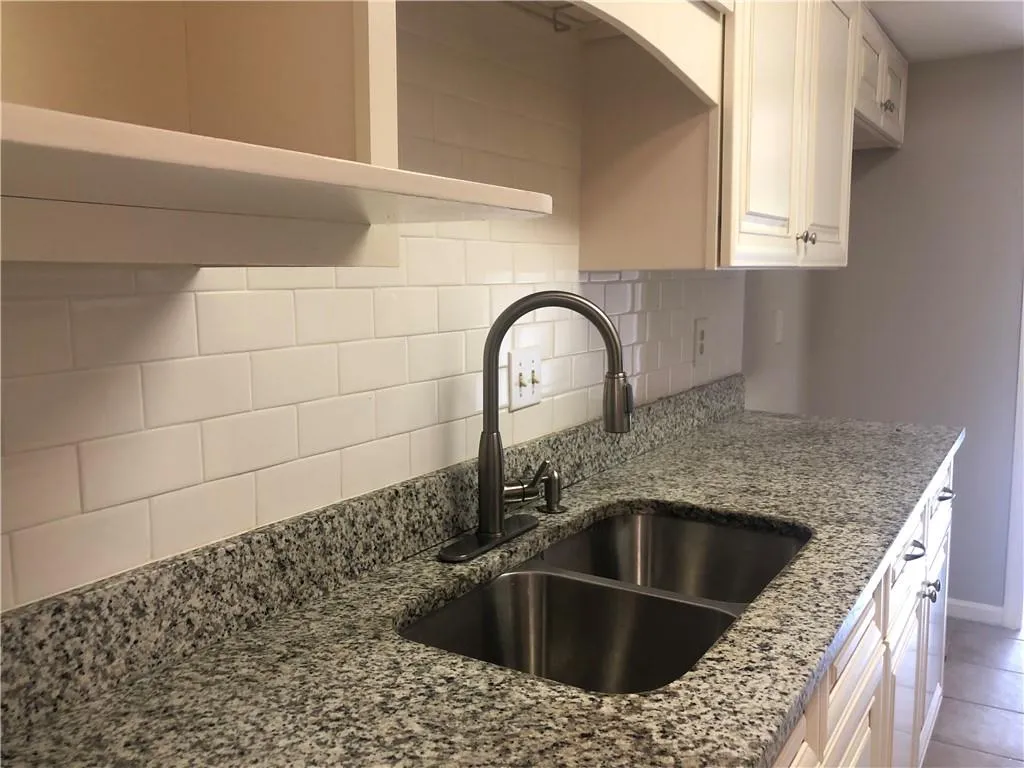 44 Forrest Place Unit 44, Atlanta, Georgia 30328, 3 Bedrooms Bedrooms, ,3 BathroomsBathrooms,Residential,Sold,44 Forrest Place Unit 44,6913225
