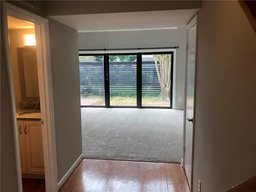 44 Forrest Place Unit 44, Atlanta, Georgia 30328, 3 Bedrooms Bedrooms, ,3 BathroomsBathrooms,Residential,Sold,44 Forrest Place Unit 44,6913225