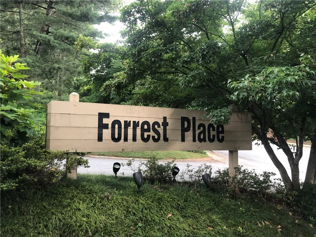 44 Forrest Place Unit 44, Atlanta, Georgia 30328, 3 Bedrooms Bedrooms, ,3 BathroomsBathrooms,Residential,Sold,44 Forrest Place Unit 44,6913225
