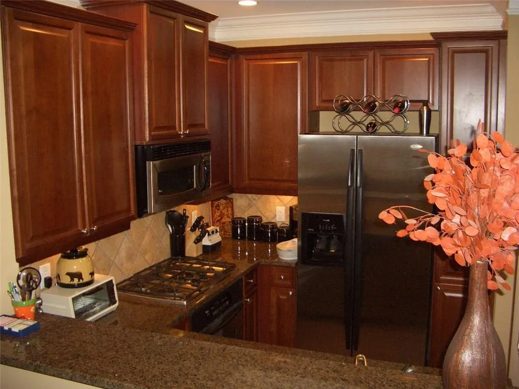 1147 Glenridge Place Unit 1147, Atlanta, Georgia 30342, 1 Bedroom Bedrooms, ,1 BathroomBathrooms,Residential,Sold,1147 Glenridge Place Unit 1147,5676588