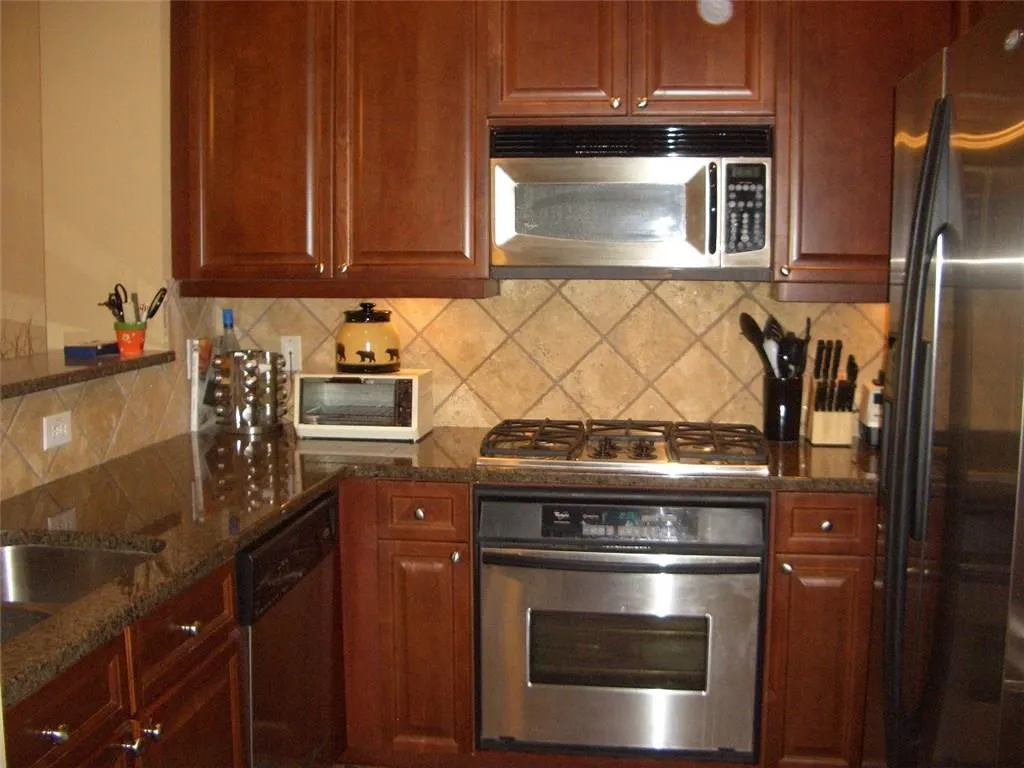 1147 Glenridge Place Unit 1147, Atlanta, Georgia 30342, 1 Bedroom Bedrooms, ,1 BathroomBathrooms,Residential,Sold,1147 Glenridge Place Unit 1147,5676588