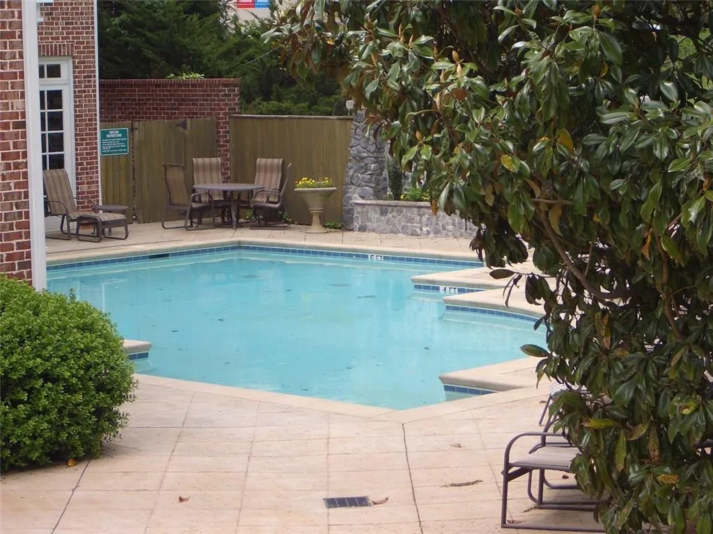 1147 Glenridge Place Unit 1147, Atlanta, Georgia 30342, 1 Bedroom Bedrooms, ,1 BathroomBathrooms,Residential,Sold,1147 Glenridge Place Unit 1147,5676588