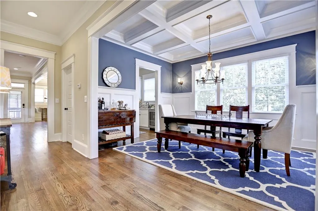 26 Spruell Springs Road, Atlanta, Georgia 30342, 6 Bedrooms Bedrooms, ,5 BathroomsBathrooms,Residential,Sold,26 Spruell Springs Road,5655637