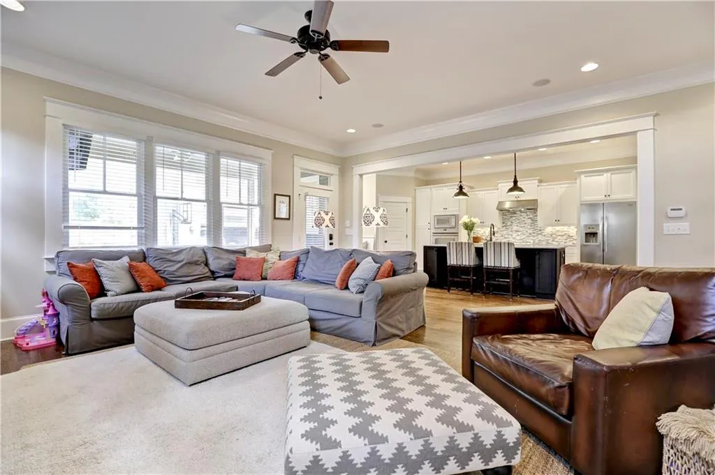 26 Spruell Springs Road, Atlanta, Georgia 30342, 6 Bedrooms Bedrooms, ,5 BathroomsBathrooms,Residential,Sold,26 Spruell Springs Road,5655637