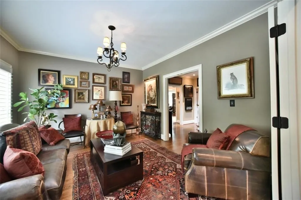 110 View Hill Court, Sandy Springs, Georgia 30350, 4 Bedrooms Bedrooms, ,4 BathroomsBathrooms,Residential,Sold,110 View Hill Court,5700031