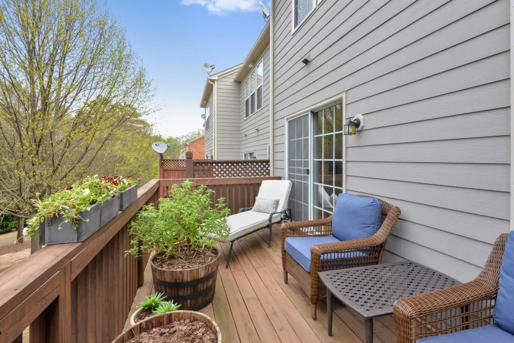 2307 Towneheights Terrace, Atlanta, Georgia 30339, 3 Bedrooms Bedrooms, ,2 BathroomsBathrooms,Residential,Sold,2307 Towneheights Terrace,5993507