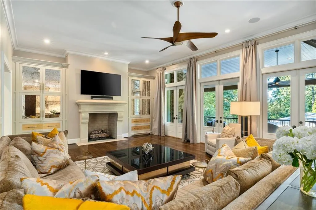 475 Heards Ferry Road, Atlanta, Georgia 30328, 8 Bedrooms Bedrooms, ,8 BathroomsBathrooms,Residential,For Sale,475 Heards Ferry Road,7718924