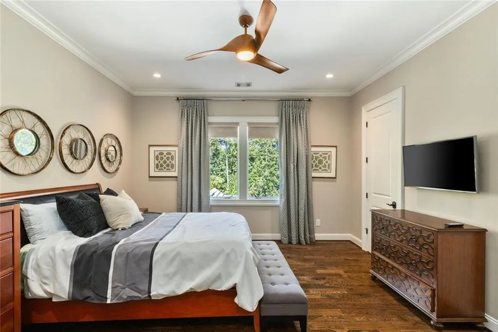 475 Heards Ferry Road, Atlanta, Georgia 30328, 8 Bedrooms Bedrooms, ,8 BathroomsBathrooms,Residential,For Sale,475 Heards Ferry Road,7718924