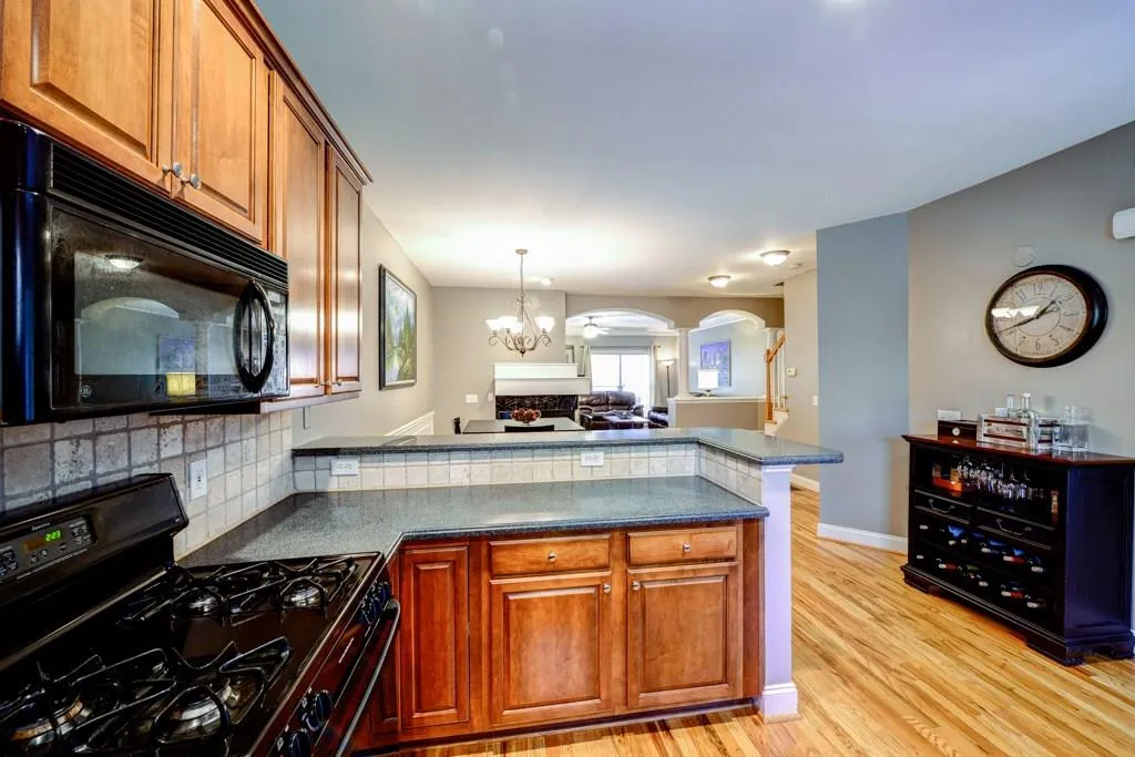 1200 Wing Street Unit 12, Sandy Springs, Georgia 30350, 3 Bedrooms Bedrooms, ,3 BathroomsBathrooms,Residential,Sold,1200 Wing Street Unit 12,5613703