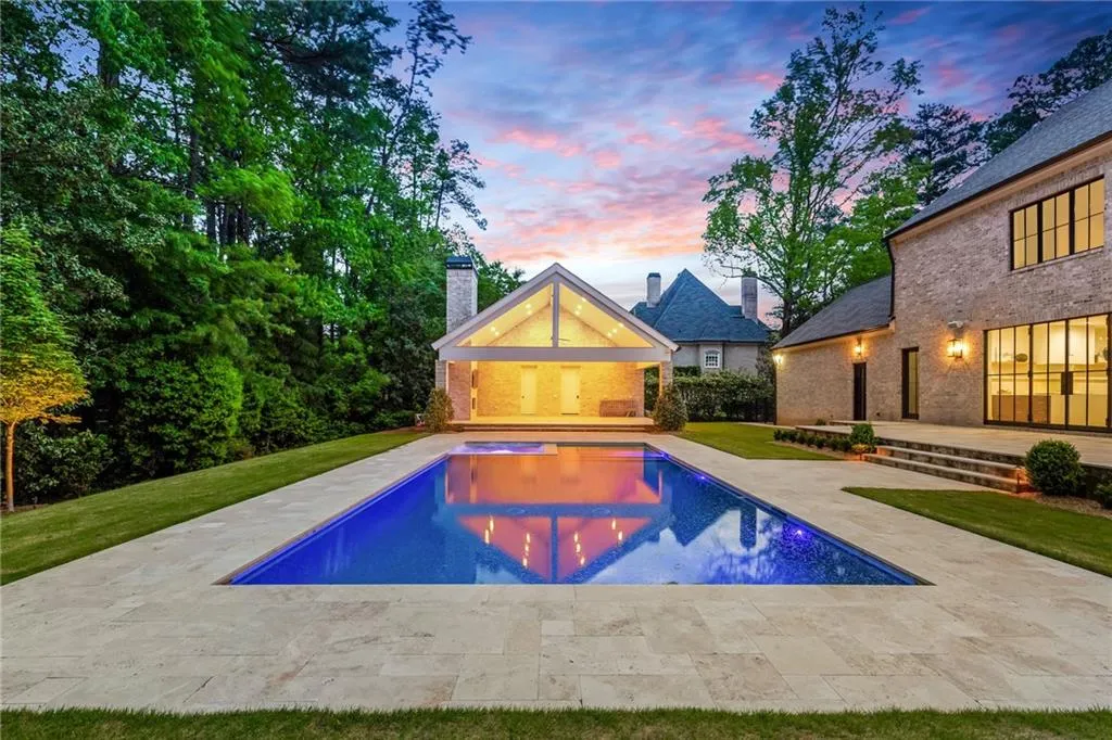 765 Heards Ferry Road, Sandy Springs, Georgia 30328, 6 Bedrooms Bedrooms, ,5 BathroomsBathrooms,Residential,Sold,765 Heards Ferry Road,7207554