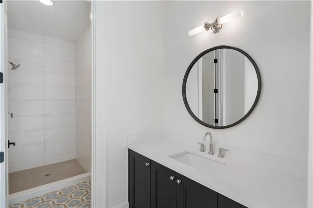 765 Heards Ferry Road, Sandy Springs, Georgia 30328, 6 Bedrooms Bedrooms, ,5 BathroomsBathrooms,Residential,Sold,765 Heards Ferry Road,7207554