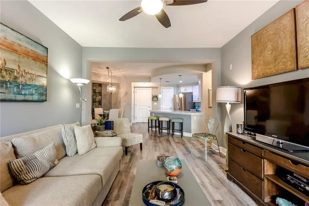 200 River Vista Drive Unit 323, Atlanta, Georgia 30339, 2 Bedrooms Bedrooms, ,2 BathroomsBathrooms,Residential,Sold,200 River Vista Drive Unit 323,6109961