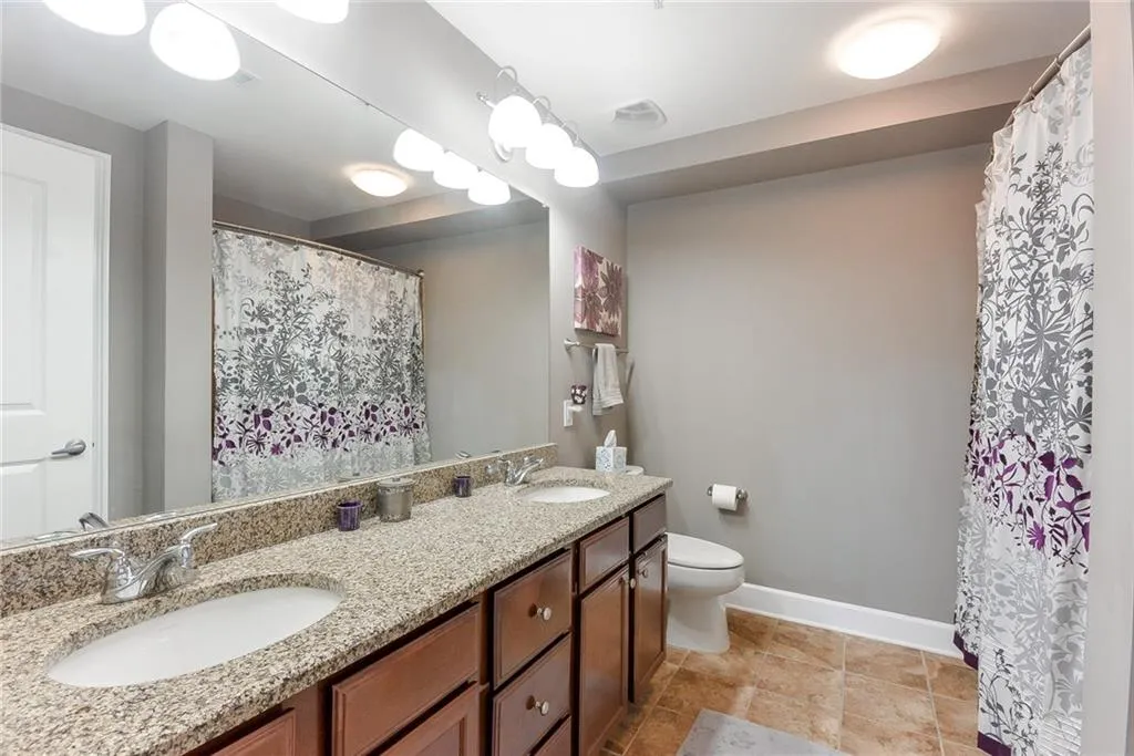 200 River Vista Drive Unit 323, Atlanta, Georgia 30339, 2 Bedrooms Bedrooms, ,2 BathroomsBathrooms,Residential,Sold,200 River Vista Drive Unit 323,6109961