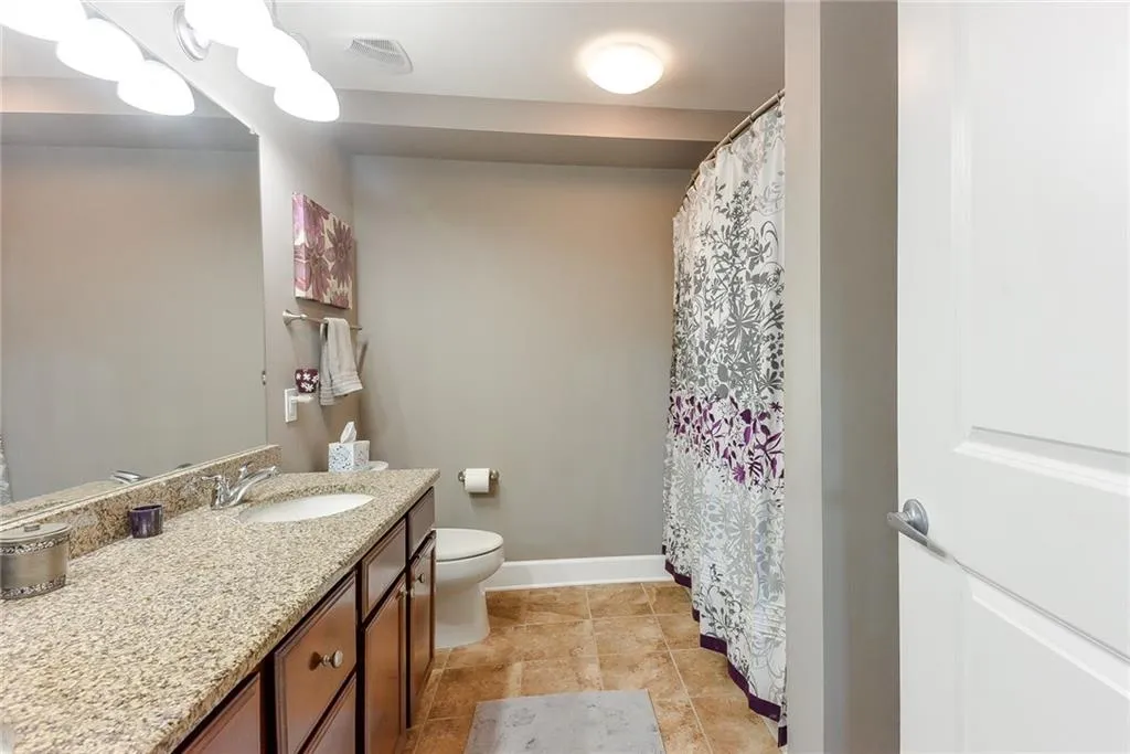 200 River Vista Drive Unit 323, Atlanta, Georgia 30339, 2 Bedrooms Bedrooms, ,2 BathroomsBathrooms,Residential,Sold,200 River Vista Drive Unit 323,6109961