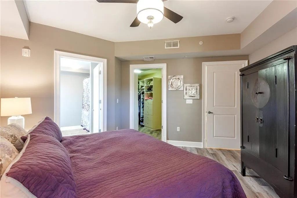 200 River Vista Drive Unit 323, Atlanta, Georgia 30339, 2 Bedrooms Bedrooms, ,2 BathroomsBathrooms,Residential,Sold,200 River Vista Drive Unit 323,6109961